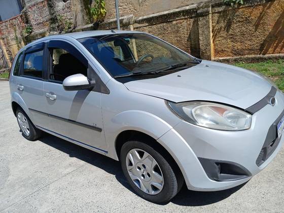 FORD FIESTA 1.0 ROCAM SE PLUS 8V FLEX 4P MANUAL FORD FIESTA 1.0 ROCAM SE PLUS 8V FLEX 4P MANUAL